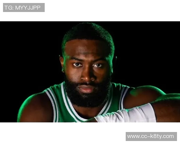 杰伦布朗若保持场均3007分将创队史单季得分新高